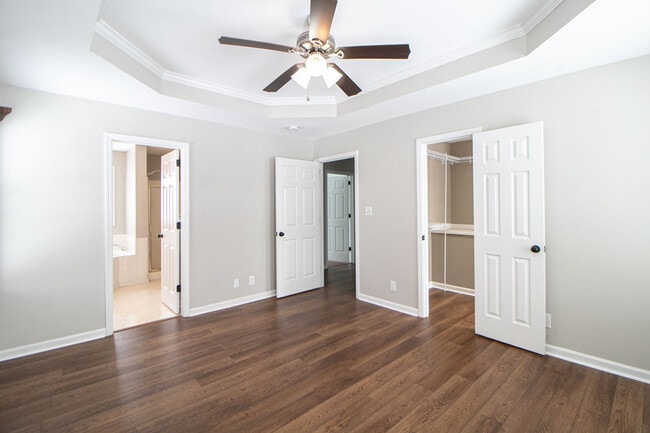 Building Photo - 2553 Emerald Ct