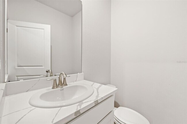 Building Photo - 17107 James Trl