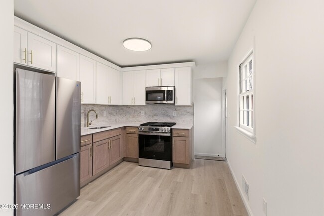 Building Photo - 1041 Mulberry Pl