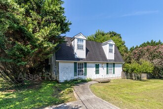 Building Photo - 7005 Buddy J Ln