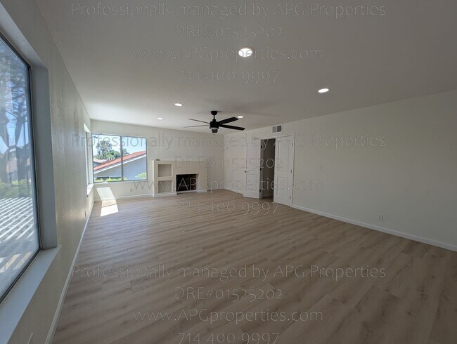 Building Photo - 289 S Solomon Dr