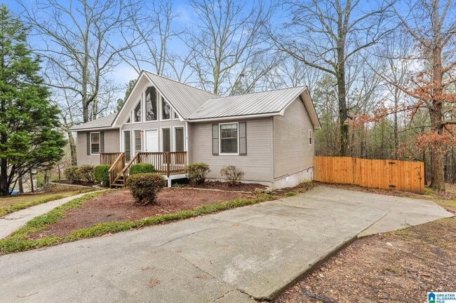 Building Photo - 155 Lake Country Dr