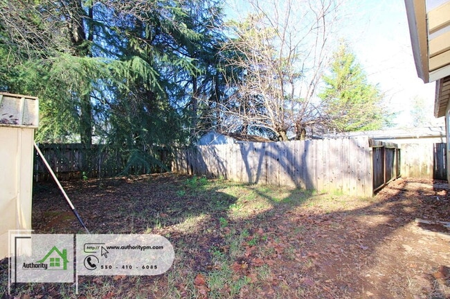 Building Photo - 19087 Leaf Ln