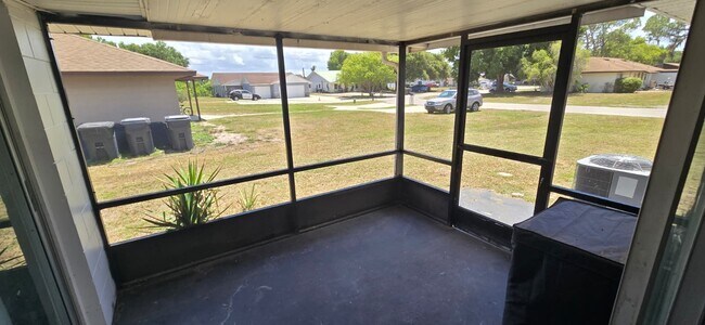 Building Photo - 5657 Struthers Ct