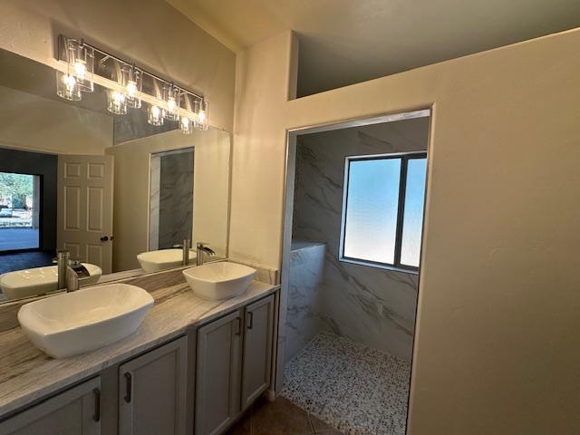 Building Photo - 893 N Drystone Ct