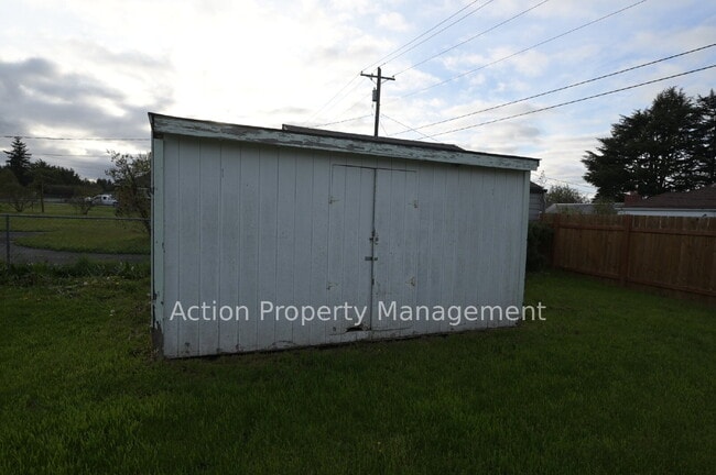 Building Photo - 2 bed, 1 bath, 1 car garage in Sequim