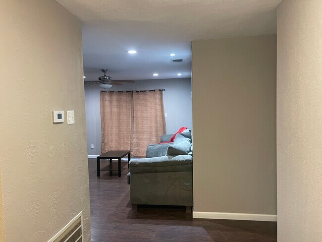 Building Photo - 4539 Guadalajara Dr