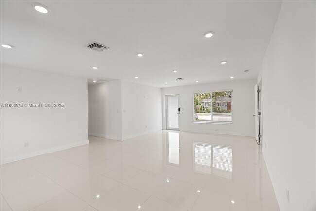 Building Photo - 10501 SW 53rd St