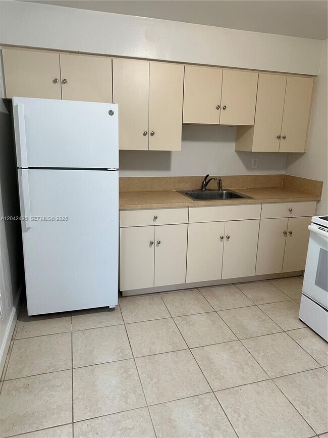 Building Photo - 22851 SW 157th Ave