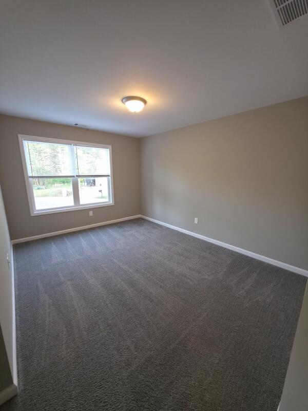 Building Photo - 480 Candlestick Dr