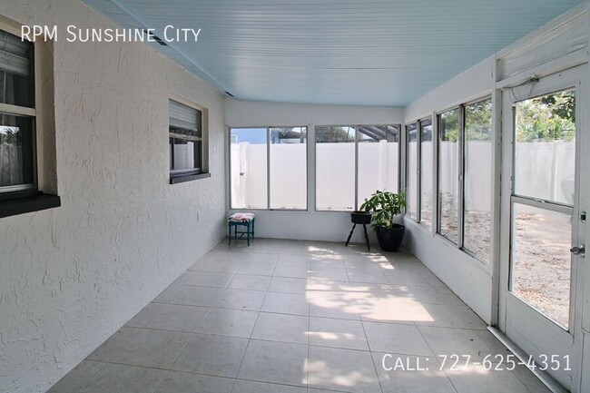 Building Photo - 10495 119th St