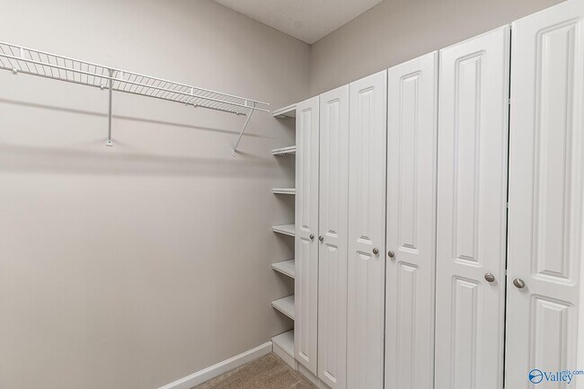 Building Photo - 114 Clover Ridge Dr