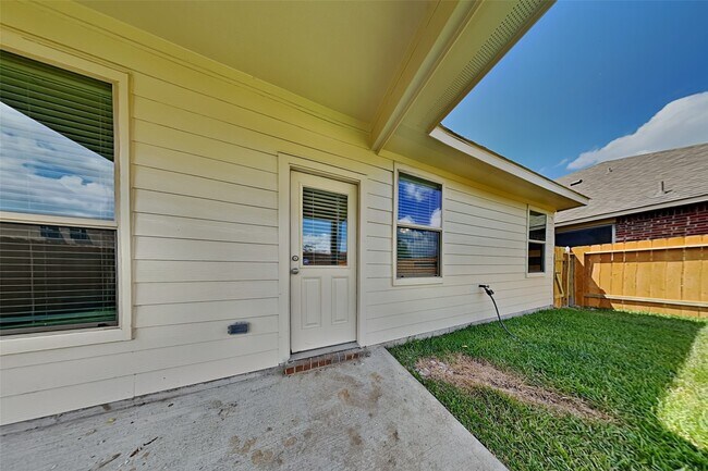 Building Photo - 12915 Madison Boulder Ln