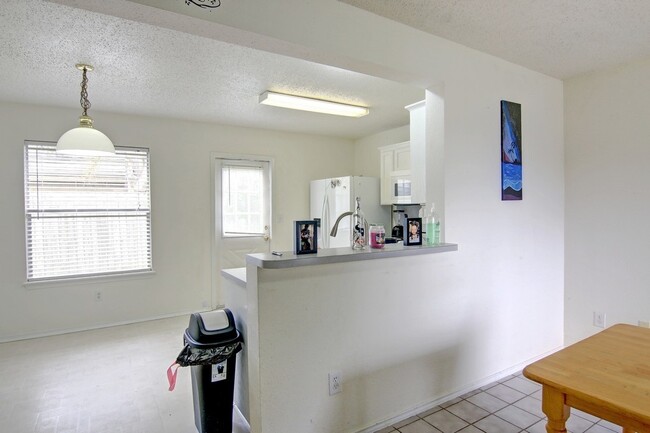 Building Photo - 7837 Wolverine Dr
