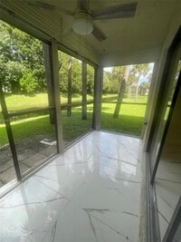 Building Photo - 403 Lakeview Dr