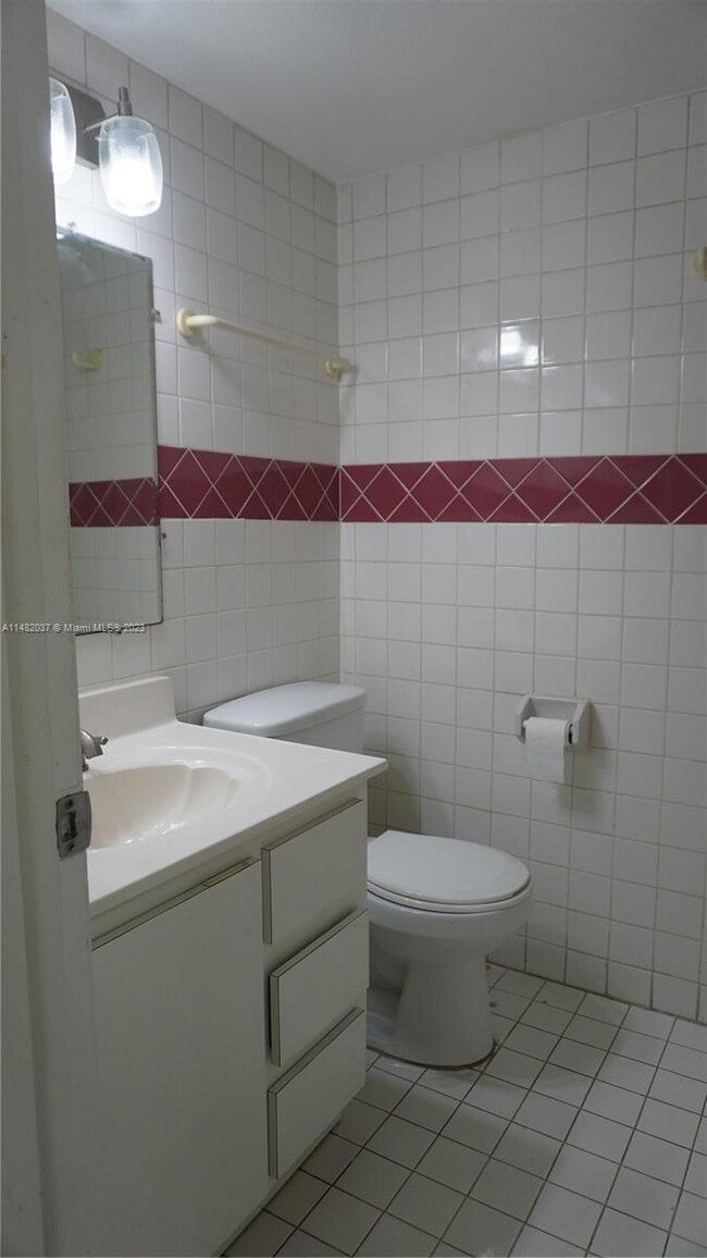 Building Photo - 7105 W 13th Ave