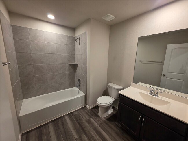 Building Photo - 9257 Inland Leather Ln