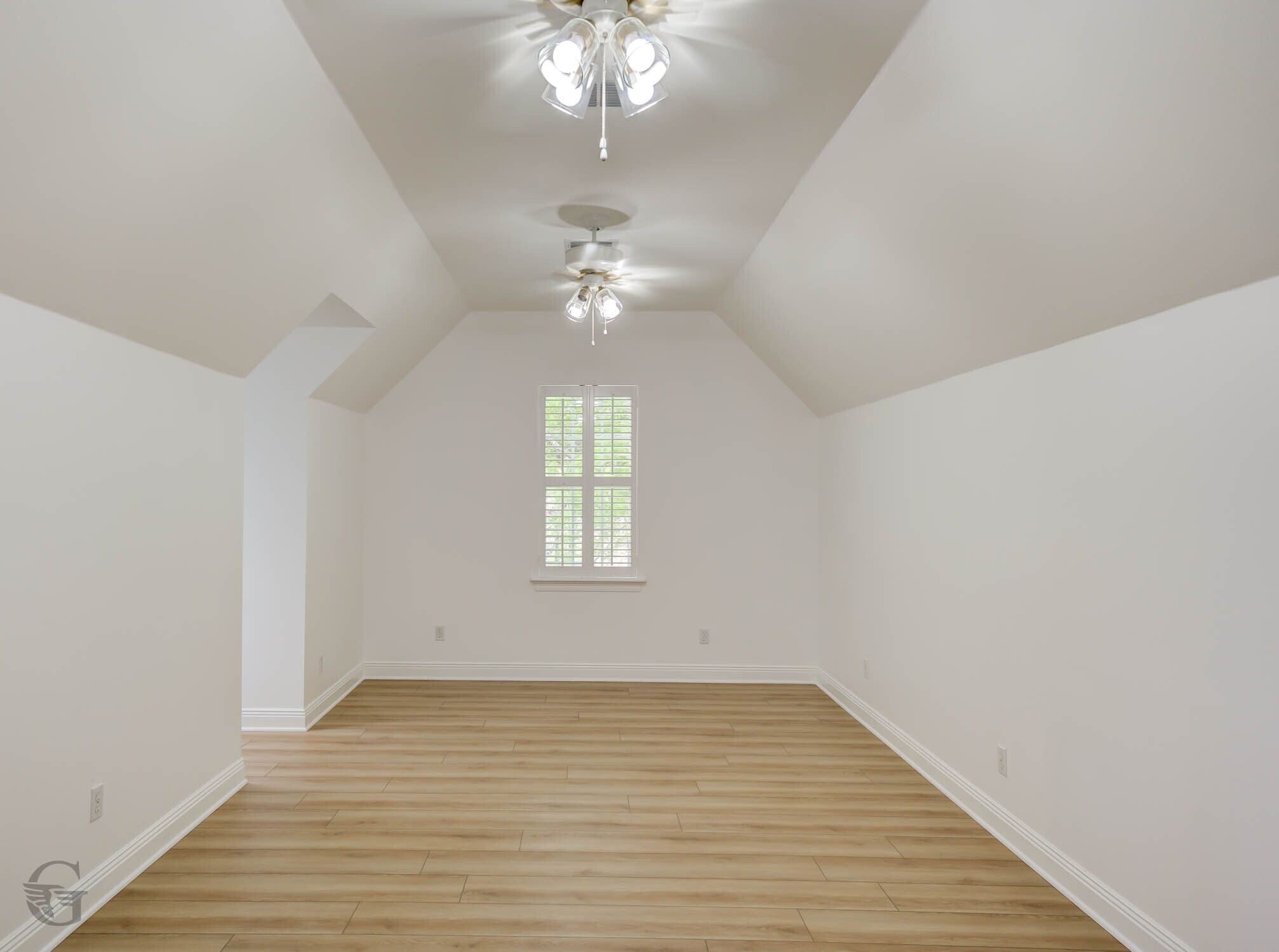 Building Photo - 316 Autumn Ridge Dr