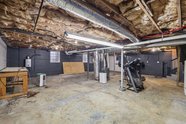 Building Photo - 725 N 2nd St