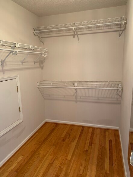 master closet - 5420 Phillipsburg Dr