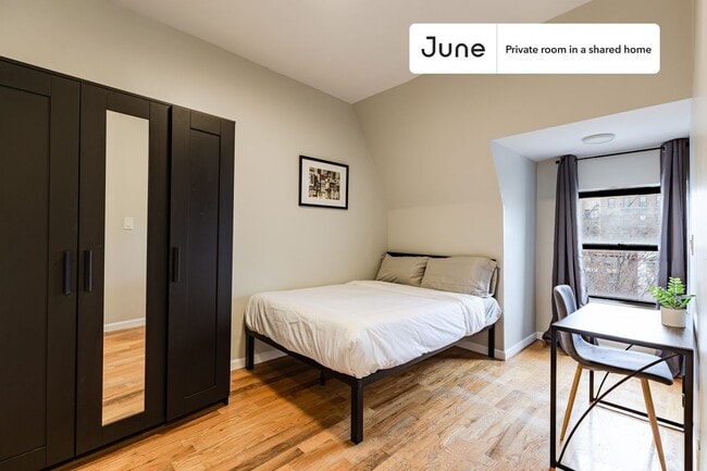 Building Photo - 362 Parkside Ave