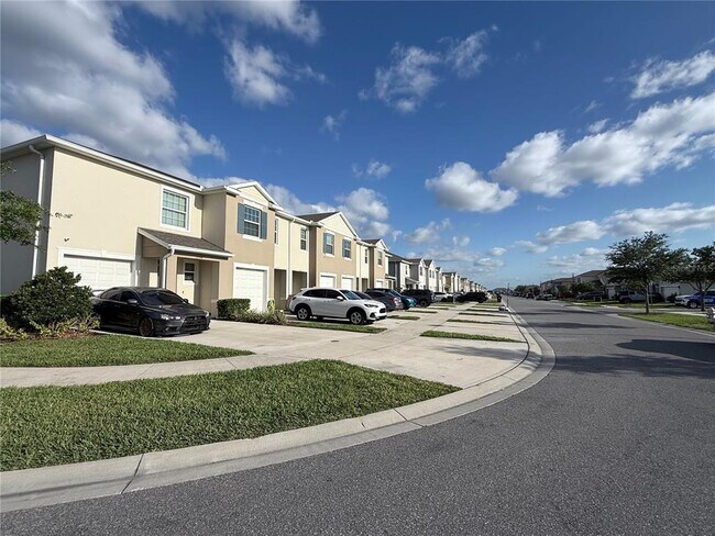 Building Photo - 2354 Tay Wes Dr