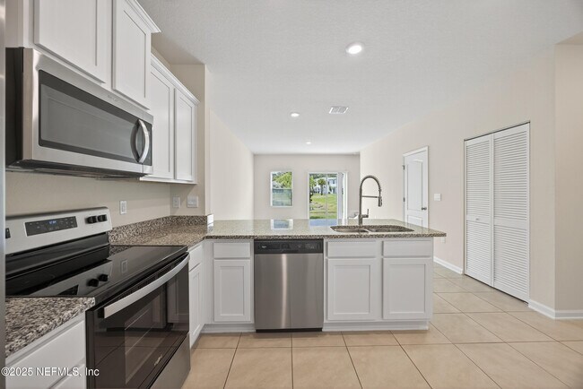 Building Photo - 266 Talulla Trl