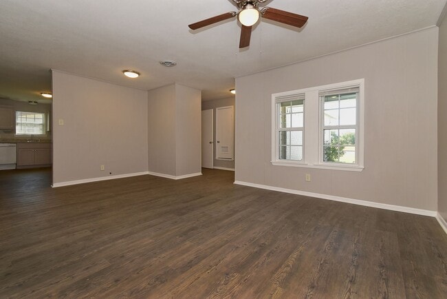 Building Photo - 50003 Del Ra Dr