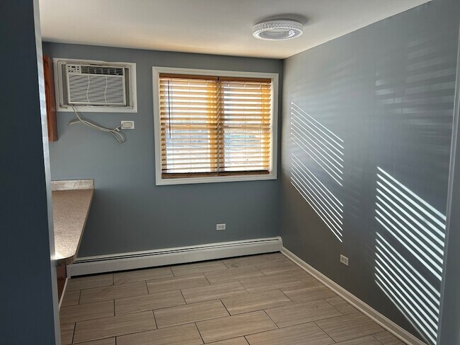 Building Photo - 4545 Prescott Ave