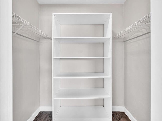 Building Photo - 54 SW 16th St