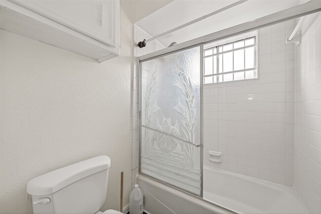 Building Photo - 4410 Wildacres Dr