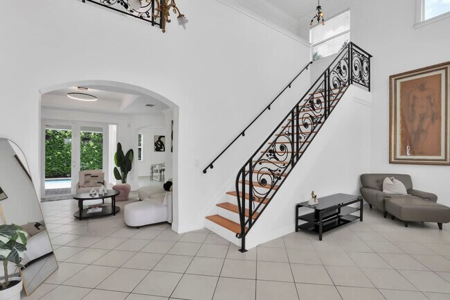 Building Photo - 15270 SW 115th Terrace