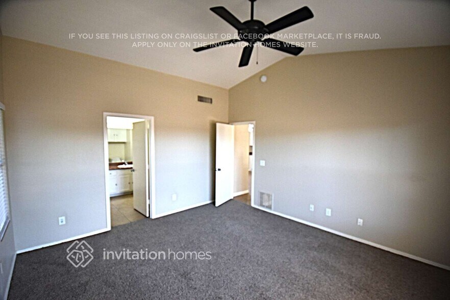 Building Photo - 2361 E Pinto Dr