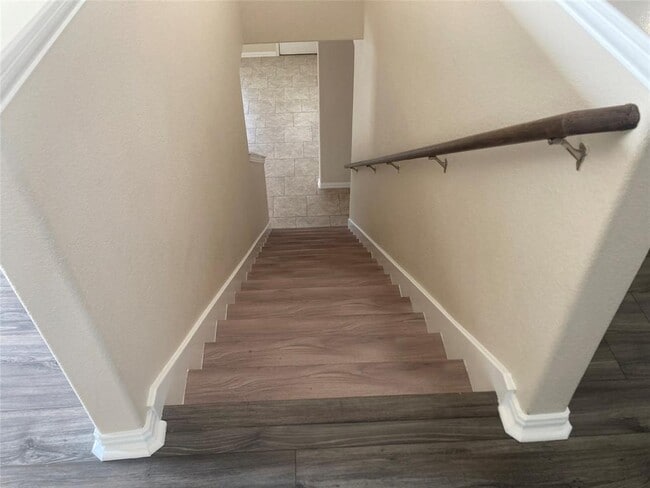 Building Photo - 7216 Vail Ridge St