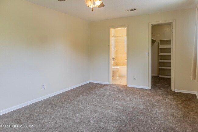 Building Photo - 5039 Winchester Dr S