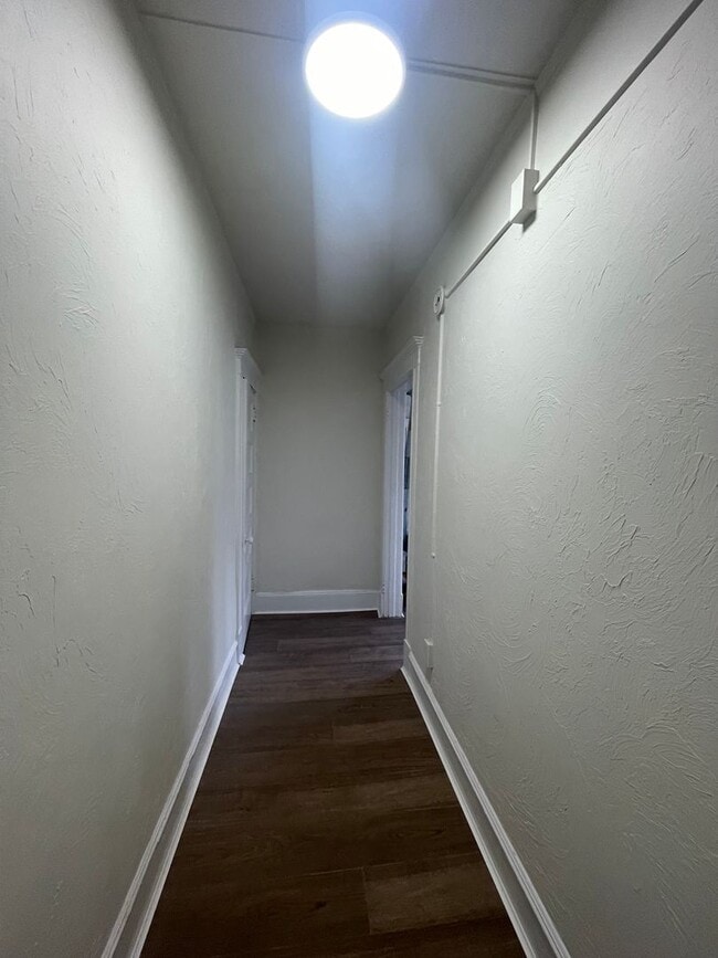 Building Photo - 2 Bedroom Apartment for Rent – Pittsfield, MA – $1,450/month