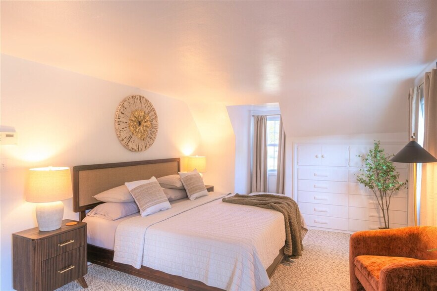 Building Photo - 1322 Jackson Rd