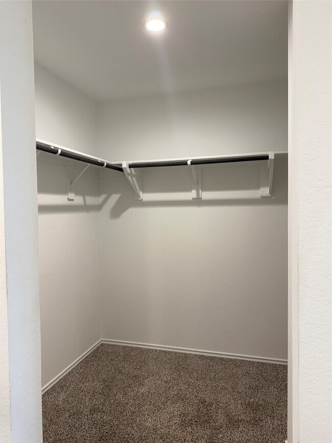 Building Photo - 1111 Tempranillo Wy