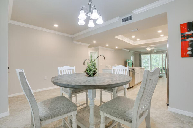 Building Photo - 10711 Palazzo Wy