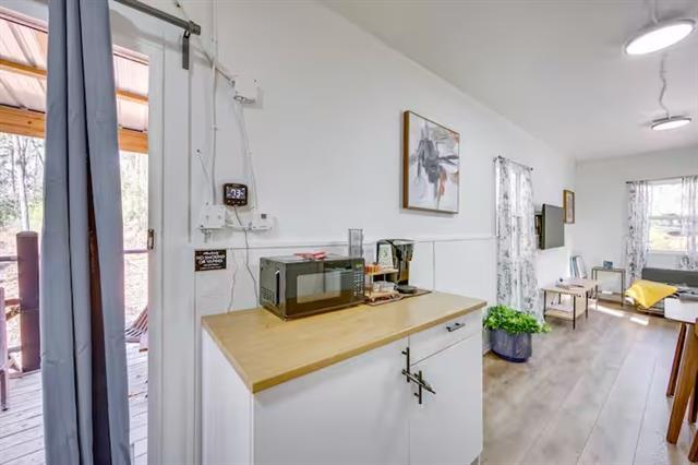 Building Photo - 420 Private Rd 8579