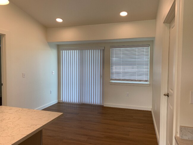 Building Photo - 2051 S Knik Goose Bay Rd