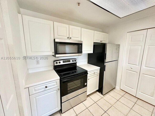 Building Photo - 2807 Veronia Dr