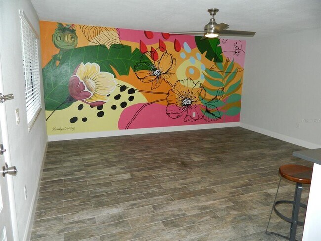 Building Photo - 2369 Oak Park Way