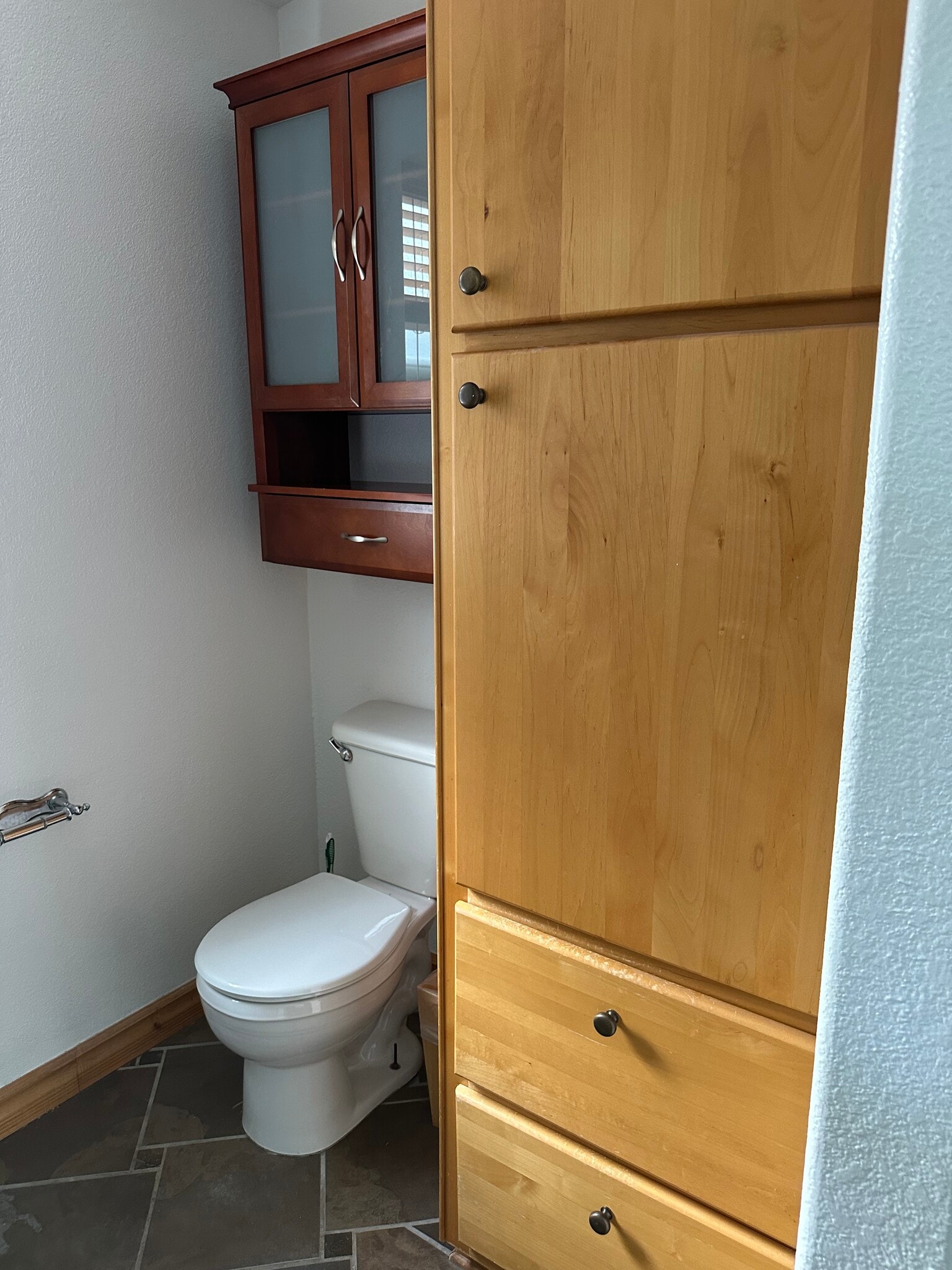 Master bathroom - 16817 188th Ave SE