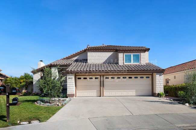 Building Photo - 28142 Ambar