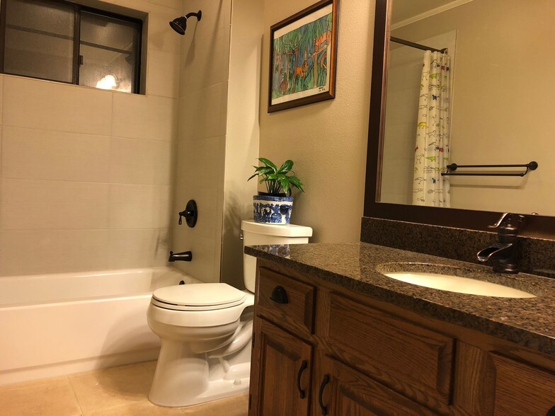 Building Photo - 4475 Laguna Pl