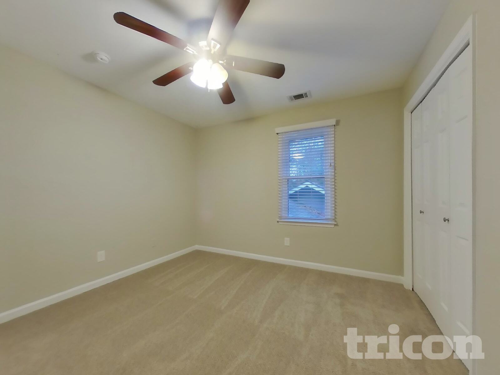 Building Photo - 162 Springwater Trce