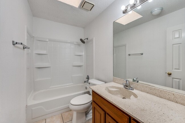 Building Photo - 6610 Darcy Ln