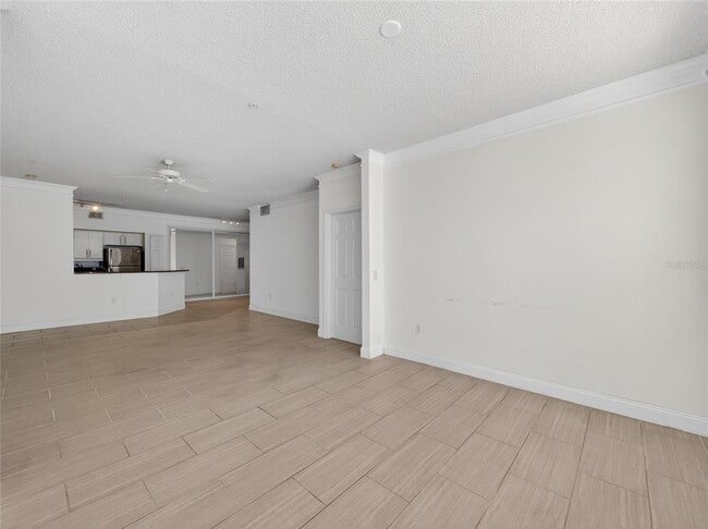 Building Photo - 13003 Plantation Park Cir
