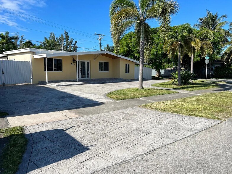 Building Photo - 11430 SW 47th St